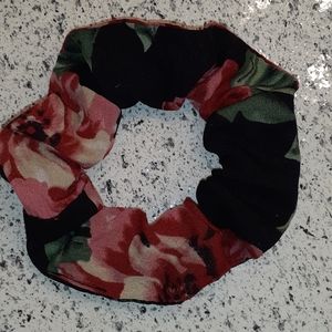 Floral scrunchie